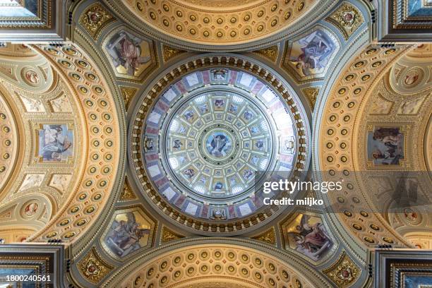 st stephen's basilica, budapest, hungary - neoclássico imagens e fotografias de stock