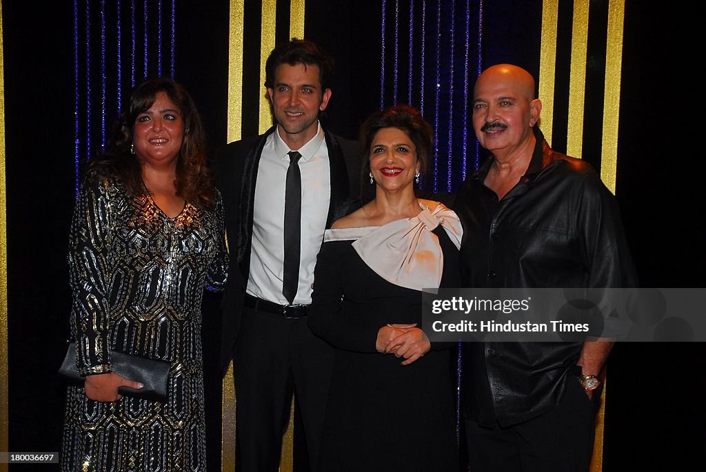 Rakseh Roshan Bollywood actor Rakesh Roshan with his wife Pinky Roshan, son Hrithik ...