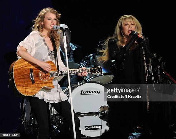 Musicians Taylor Swift and Stevie Nicks perform onstage during the 52nd Annual GRAMMY Awards held at Staples Center on January 31, 2010 in Los...