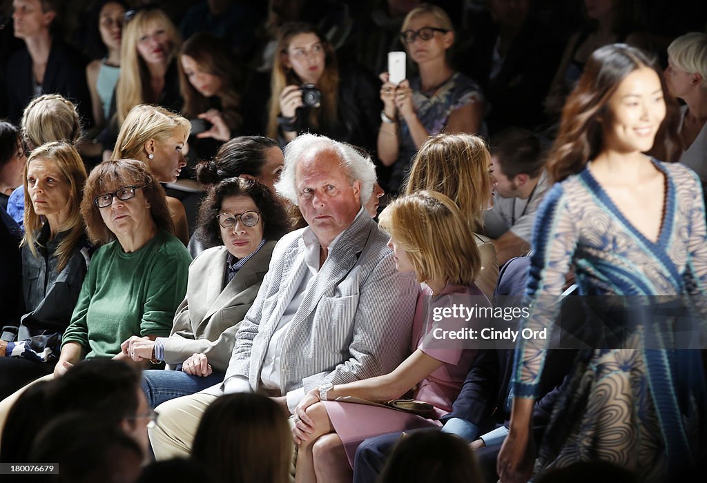 Diane Von Furstenberg - Front Row - Mercedes-Benz Fashion Week Spring 2014