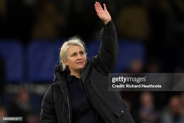 Emma Hayes, Manager of Chelsea, acknowledges the fans following the team's victory during the Barclays Women´s Super League match between Chelsea FC...