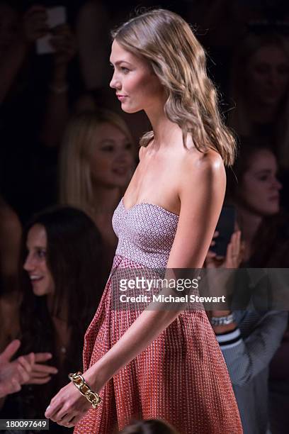 Model Karlie Kloss walks the runway during the Diane Von Furstenberg show during Spring 2014 Mercedes-Benz Fashion Week at The Theatre at Lincoln...