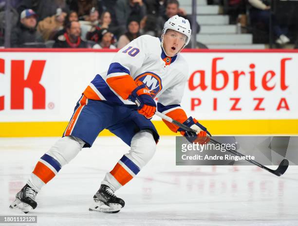 Simon Holmstrom of the New York Islanders skates against the Ottawa Senators during the second period at Canadian Tire Centre on November 24, 2023 in...