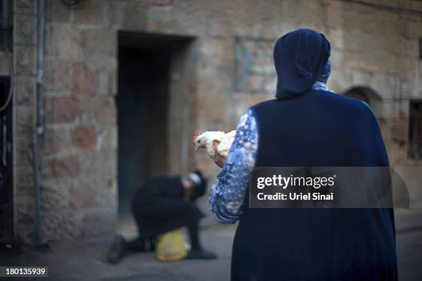 Kaparot Ritual Kaparot Ceremony Performed In Israel Photos and Premium High Res ...