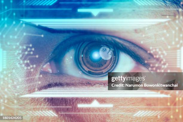 digital screen with artificial intelligence overlaying the eye. - security lasers stock pictures, royalty-free photos & images