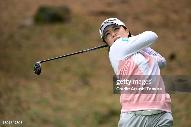 Saki Nagamine of Japan hits her tee shot on the 3rd hole during the final round of 42nd DAIO PAPER elleair Ladies Open at elleair Golf Club Matsuyama...