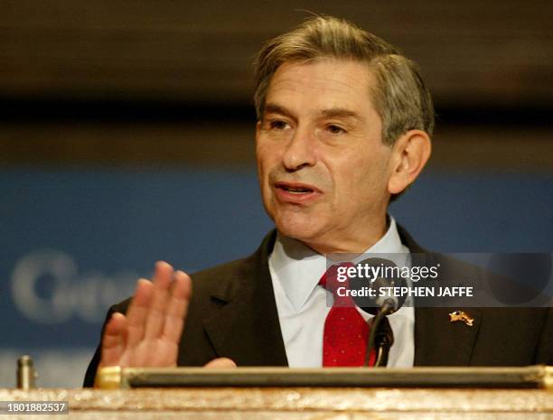 Deputy Secretary of Defense Paul Wolfowitz speaks at the Institute for the Study of Diplomacy at Georgetown University 30 October 2003 in Washington,...
