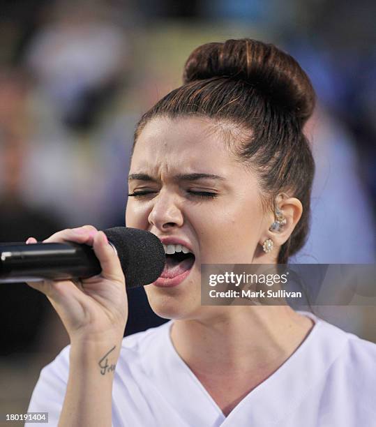 93 Mark Stevens Singer Stock Photos, High-Res Pictures, and Images ...