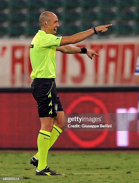 Referee Michael Fabbri during the Serie B match between AS Bari and Brescia Calcio at Stadio San Nicola on August 31, 2013 in Bari, Italy.