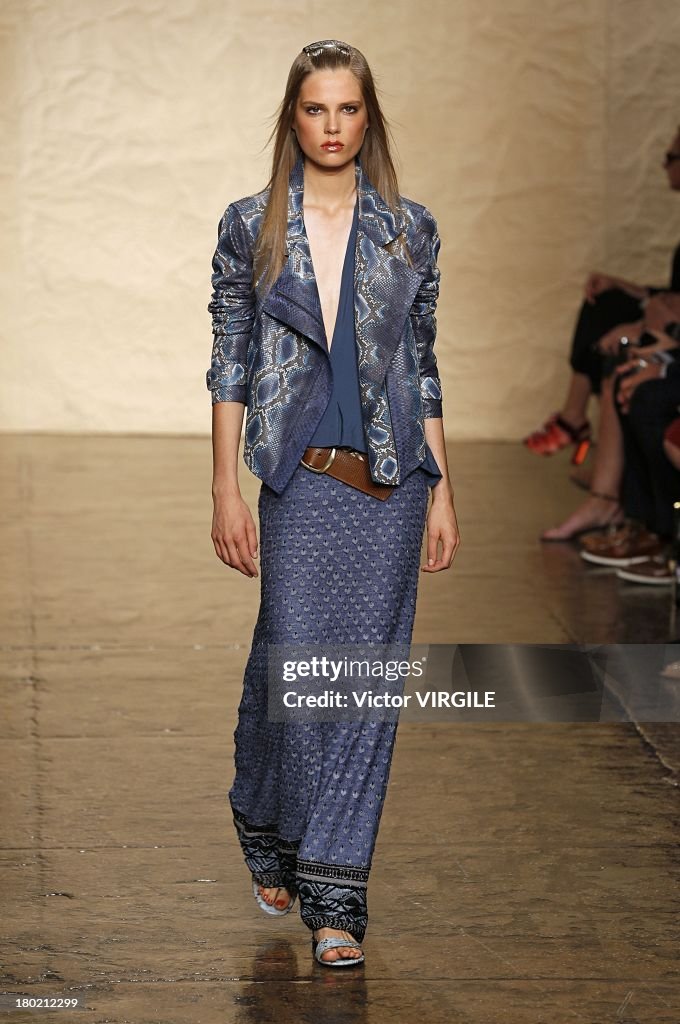 Donna Karan New York - Runway - Mercedes-Benz Fashion Week Spring Summer 2014