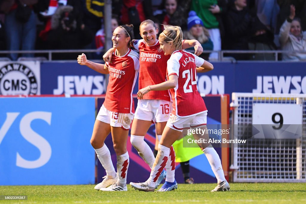 Brighton & Hove Albion v Arsenal FC - Barclays Women´s Super League