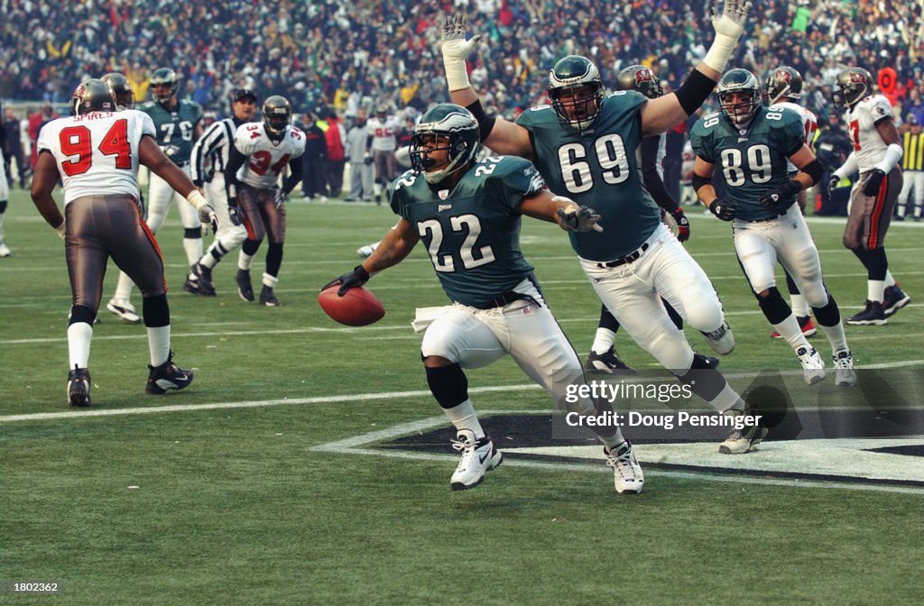Duce Staley cores the first touchdown of game