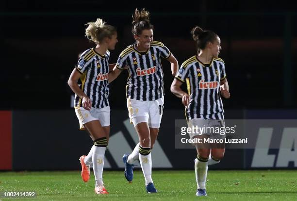 Cristiana Girelli of Juventus celebrates her goal with her team-matesduring the Women Serie A eBay match between Juventus Women and FC Internazionale...