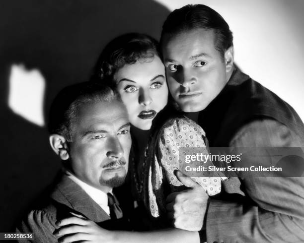Actors Paul Lukas , Paulette Goddard and Bob Hope in a publicity still for 'The Ghost Breakers', directed by George Marshall, 1940.