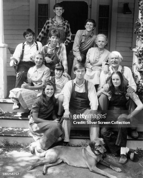 The cast of the US TV series 'The Waltons' in a promotional portrait, circa 1975. Clockwise, from bottom left: Judy Norton Taylor, Michael Learned,...