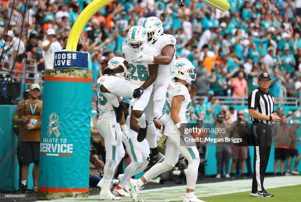 Las Vegas Raiders v Miami Dolphins