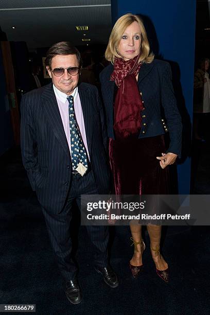 Count Gerald de Roquemaurel and Countess Brigitte arrive to the premiere of the movie "Quai d'Orsay", organized by the Claude Pompidou foundation,...