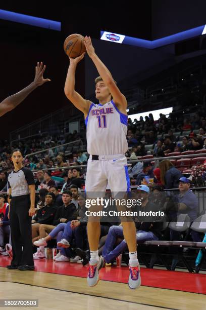 Miller Kopp of the Oklahoma City Blue shoot during a game against the Rio Grande Valley Vipers on November 25, 2022 at the Bert Ogden Arena in...