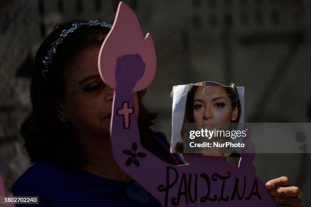 Mothers of missing daughters, victims of feminicide, and those affected by sexist violence are demonstrating at the Angel of Independence in Mexico...