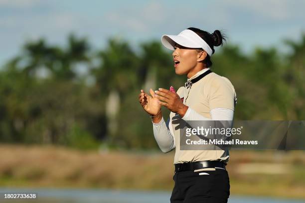 Amy Yang of Korea celebrates making her putt to win on the 18th green during the final round of the CME Group Tour Championship at Tiburon Golf Club...