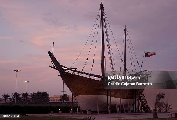 traditional arabic boat (dhow) - kuwait tradition stock pictures, royalty-free photos & images