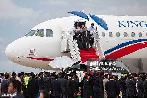 King Norodom Sihamoni and Queen Mother Norodom Monineath arrives at the Phnom Penh airport, they were welcomed by PM Hun Sen and opposition leader...