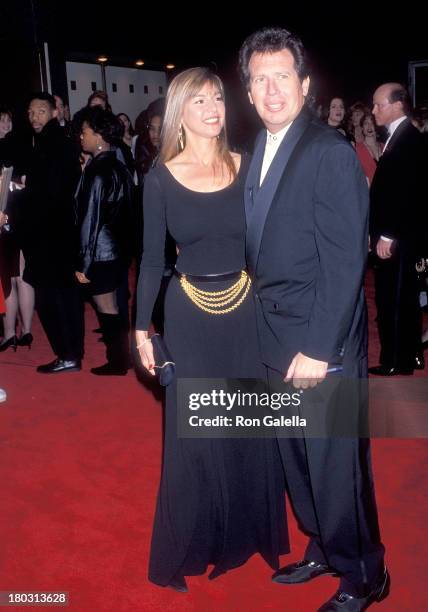 Actor Garry Shandling and girlfriend Linda Doucett attend the 14th Annual CableACE Awards on January 17, 1993 at the Pantages Theatre in Hollywood,...