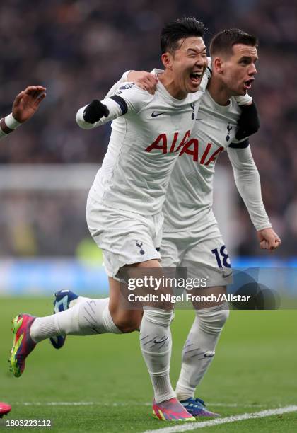 Giovani Lo Celso of Tottenham Hotspur celebrates his goal with Heung-Min Son of Tottenham Hotspur during the Premier League match between Tottenham...