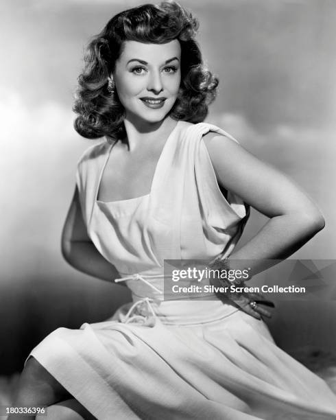 Paulette Goddard Photos and Premium High Res Pictures - Getty Images