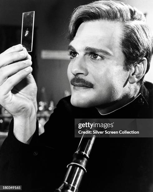 Egyptian actor Omar Sharif as Doctor Yuri Zhivago in 'Doctor Zhivago', directed by David Lean, 1965.