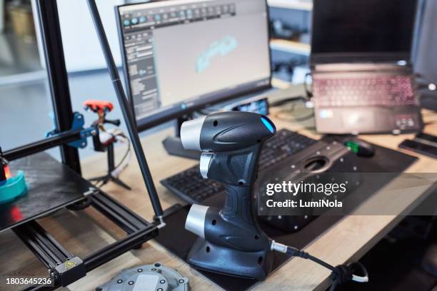 Computer Laser Technology High Power Laser Photos and Premium High Res Pictures - Getty Images
