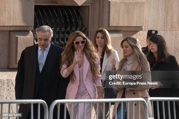 Singer Shakira with her lawyers, Pau Molins , Miriam Company , on her arrival at the Audiencia Nacional on the day her trial begins, on 20 November,...