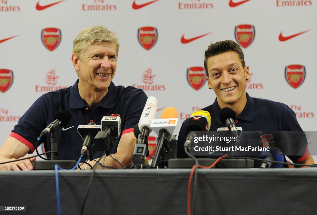 Arsenal FC Unveil New Signing Mesut Oezil