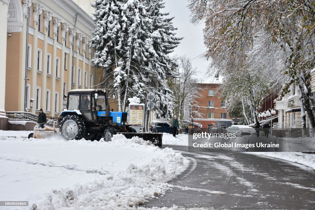 Road Clearing After Snowfall In Poltava