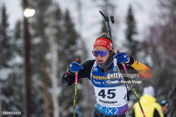 Sophia Schneider of Germany in action competes during the Women 15 km Individual at the BMW IBU World Cup Biathlon Oestersund on November 26, 2023 in...