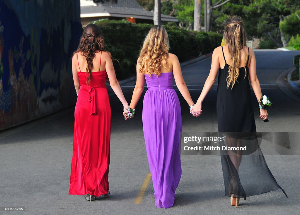 Girls dressed for Prom