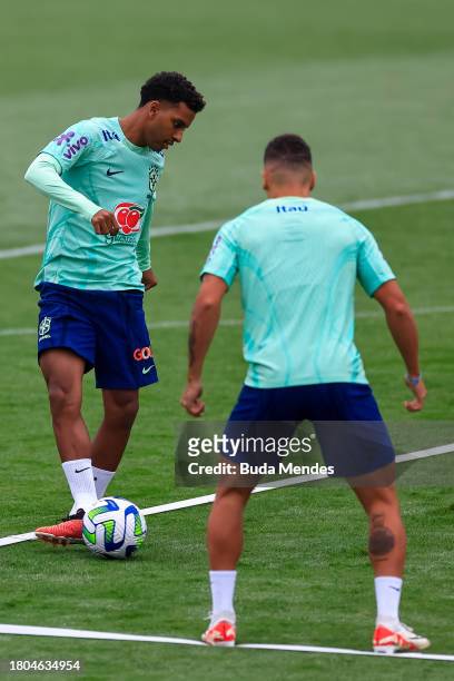 Rodrygo controls the ball during a training session of the Brazilian national football team at the squad's Granja Comary training complex on...