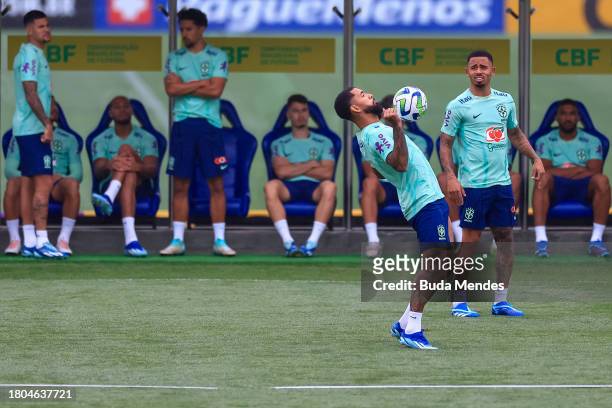 Matheus Cunha controls the ball during a training session of the Brazilian national football team at the squad's Granja Comary training complex on...