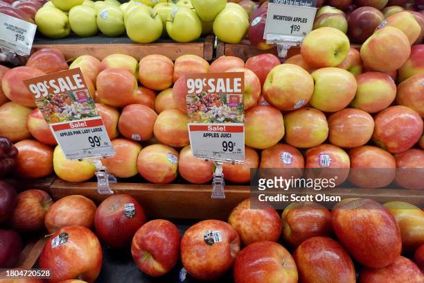 Apples are seen for sale at a grocery store ahead of the Thanksgiving Holiday on November 20, 2023 in Chicago, Illinois. The average cost of this...