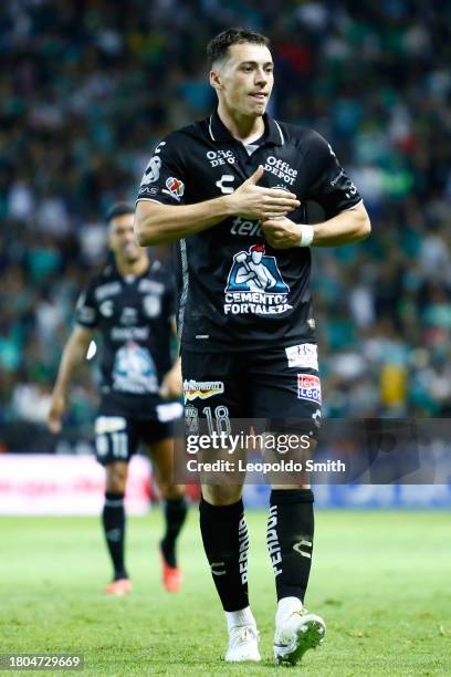 Federico Vinas of Leon celebrates after scoring the team's third goal during the Play-in match between Leon and Santos Laguna as part of the Torneo...