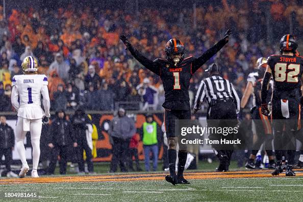 Defensive back Ryan Cooper Jr. #1 of the Oregon State Beavers... News ...