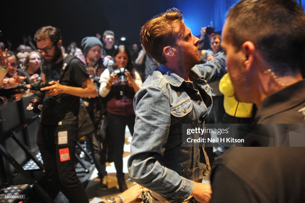 Kaiser Chiefs Perform At Leeds Arena