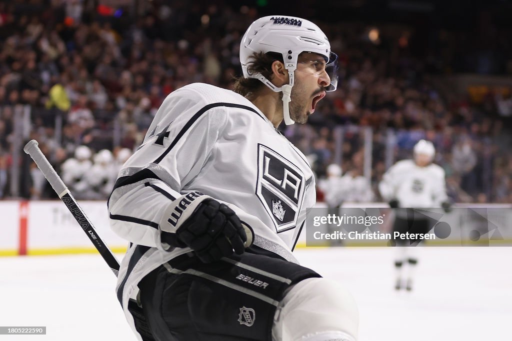 Los Angeles Kings v Arizona Coyotes