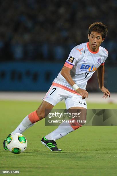 Koji Morisaki of Sanfrecce Hiroshima in action during the J.League match between Kawasaki Frontale and Sanfrecce Hiroshima at Todoroki Stadium on...