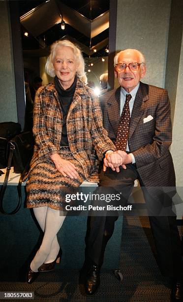 Elisabeth Wiedemann, Ehemann Werner;Mengedoht, Premiere Theaterstück "Ein;ungleiches Paar", Berlin, Deutschland, Europa, Theater "Kleine;Komödie",...