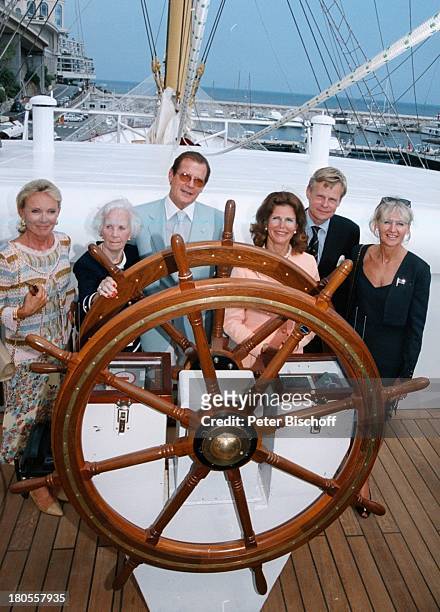 Christina Tholstrup , Prinzessin Lilian von;Schweden, Roger Moore, Königin Silvia von;Schweden, Mikael Krafft, Ehefrau Ann;Krafft, Taufe des...