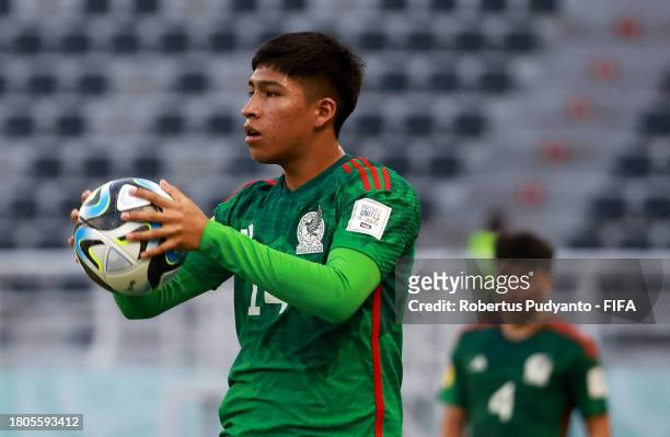 Manuel Sanchez of Mexico takes a throw-in during the FIFA U-17 World Cup Round of 16 match between Mali and Mexico at Gelora Bung Tomo Stadium on...
