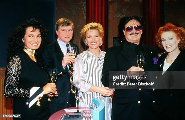 Theresa Orlowski Photos And Premium High Res Pictures Getty Images theresa-orlowski-photos-and-premium-high-res-pictures-getty-images