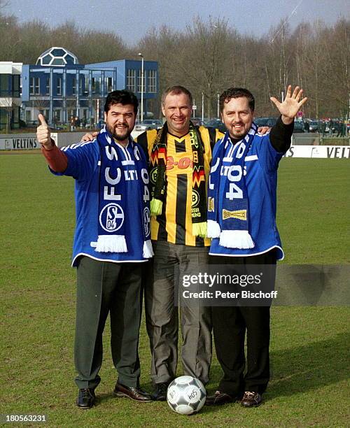 Luis del Rio, Johannes Groß, Christian;Polus, Fußball-Training, Gelsenkirchen,;Trainigsgelände, Fußballplatz, Fußball,;Trikot, "German Tenors",