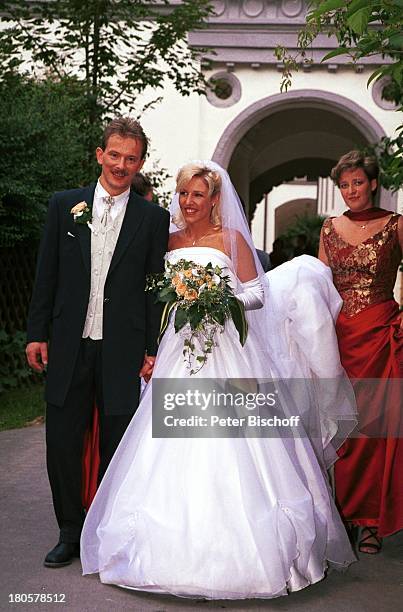 Alexandra Hofmann, Ehemann Dietmar Geiger, Hochzeit von Alexandra Hofmann , Kirche St.Martin/Meßkirch/Bayern, heiraten, Ehefrau, Frau, Mann,...